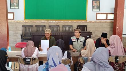 Kepala Desa Jajar Apresiasi Peran Guru Madin dan Penggiat Kesehatan dengan Pemberian Insentif